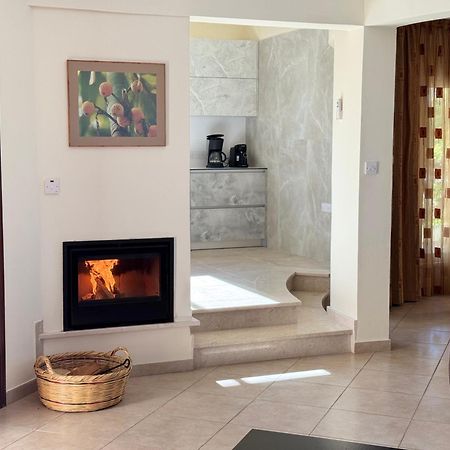 נאו חוריו Beach Villa Sofia מראה חיצוני תמונה
