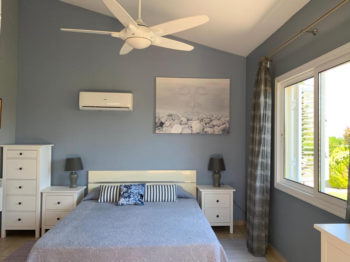 נאו חוריו Beach Villa Sofia מראה חיצוני תמונה