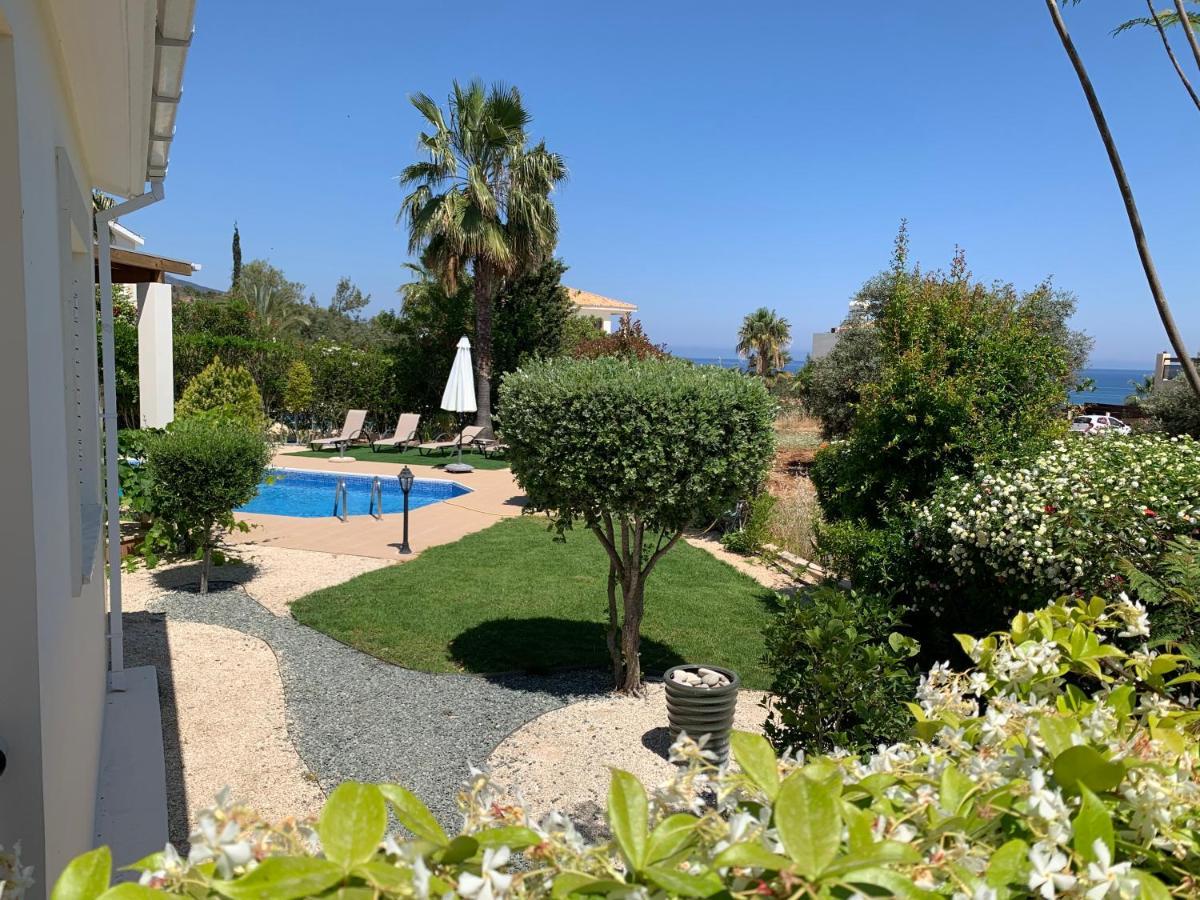 נאו חוריו Beach Villa Sofia מראה חיצוני תמונה