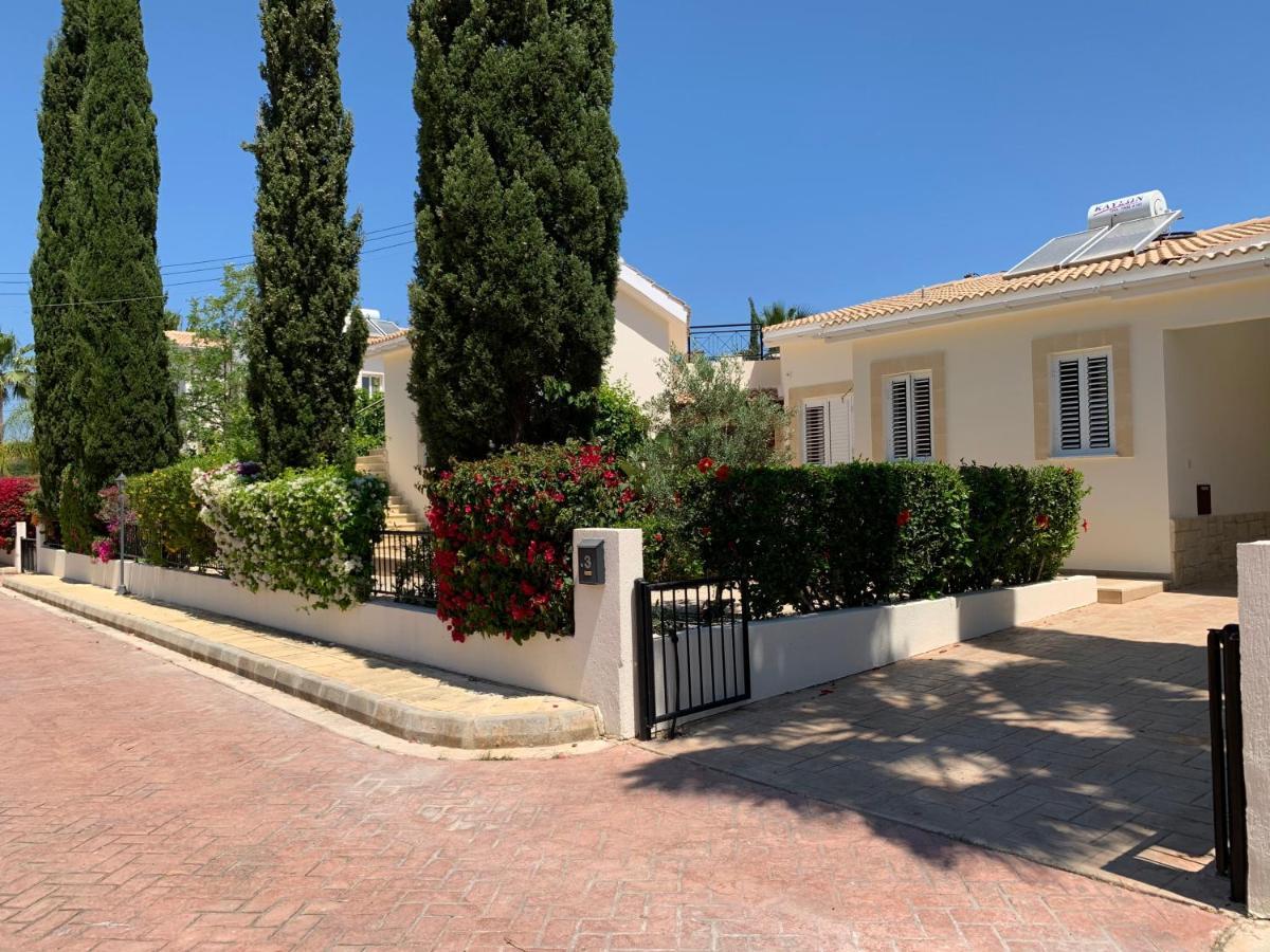 נאו חוריו Beach Villa Sofia מראה חיצוני תמונה