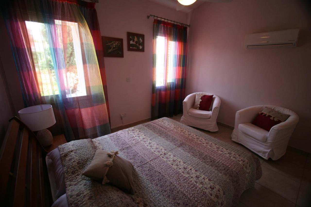 נאו חוריו Beach Villa Sofia מראה חיצוני תמונה