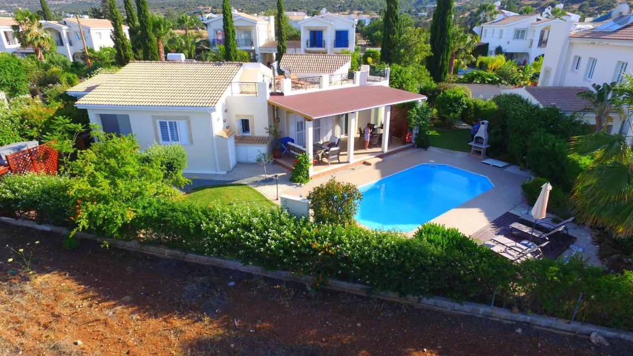 נאו חוריו Beach Villa Sofia מראה חיצוני תמונה