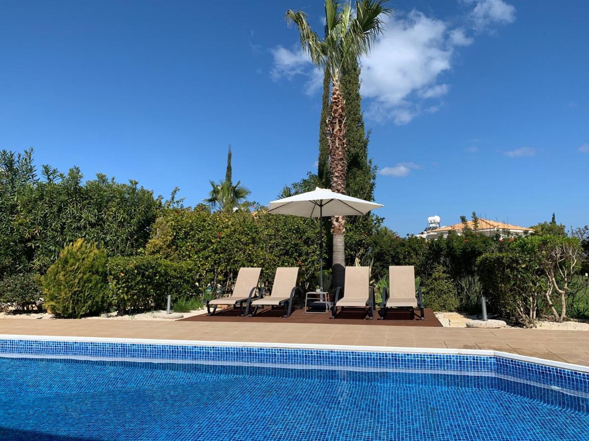 נאו חוריו Beach Villa Sofia מראה חיצוני תמונה